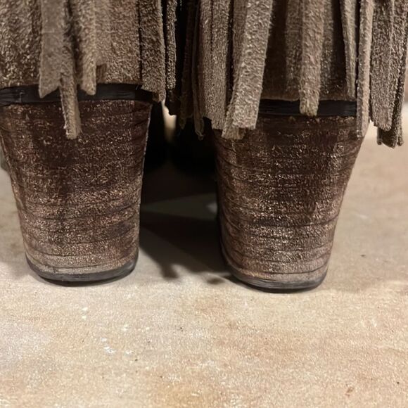 Sbicca Sound Fringed Khaki Suede Heeled Ankle Boot - Picture 6 of 7